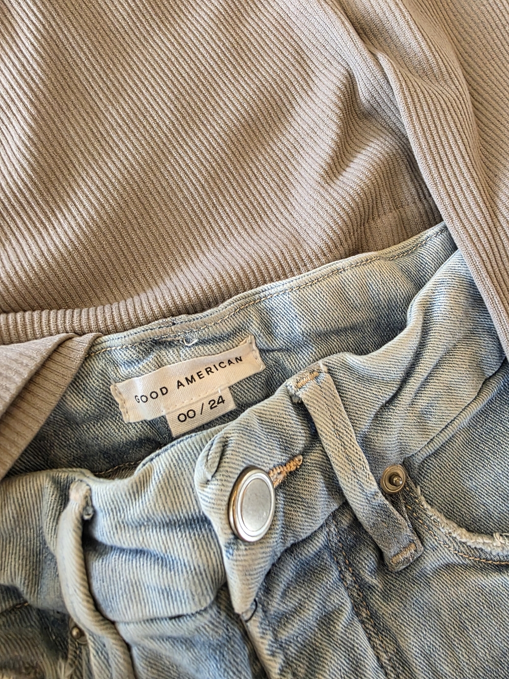 Good American Light Blue Jeans with Taupe Ribbed Top